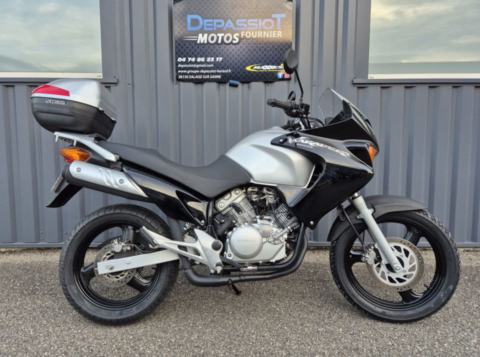 HONDA VARADERO 125 4