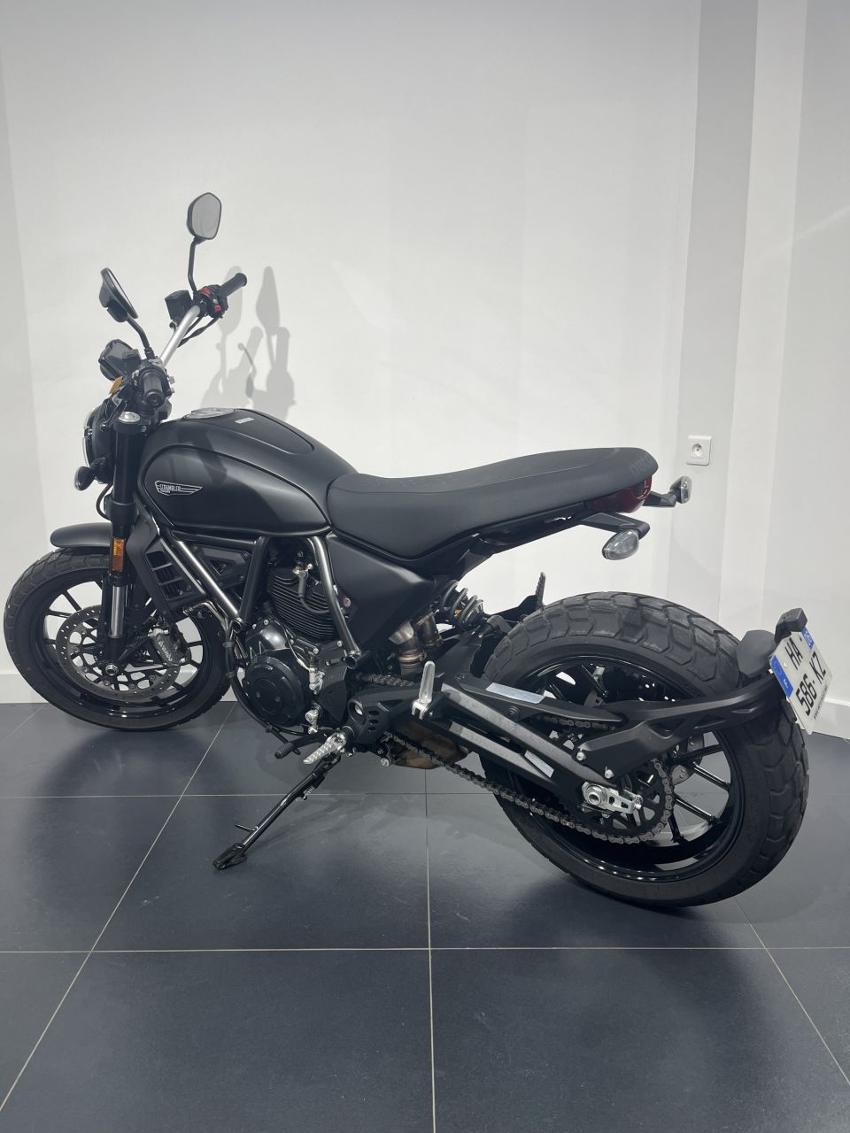 DUCATI Scrambler icon dark 4