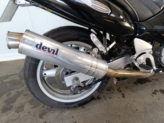 SUZUKI GSX 750 F 4