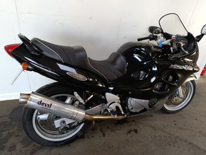 SUZUKI GSX 750 F 4