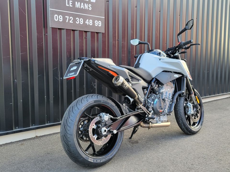 KTM 790 DUKE L 4