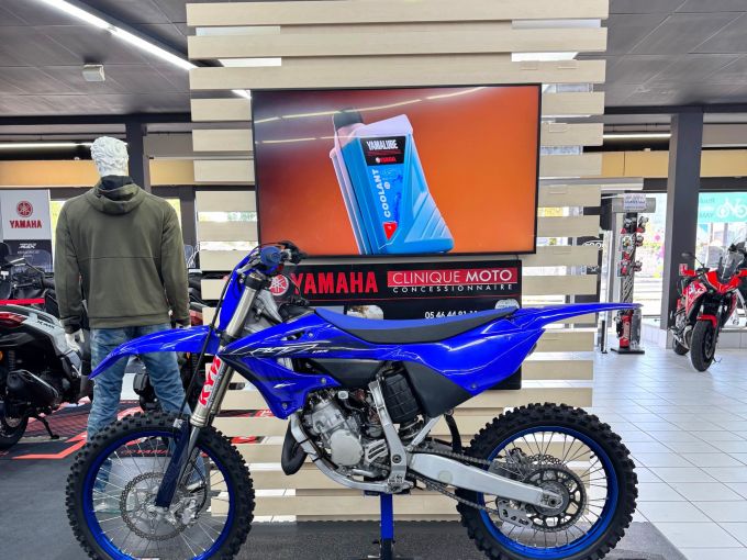 YAMAHA YZ 125 4