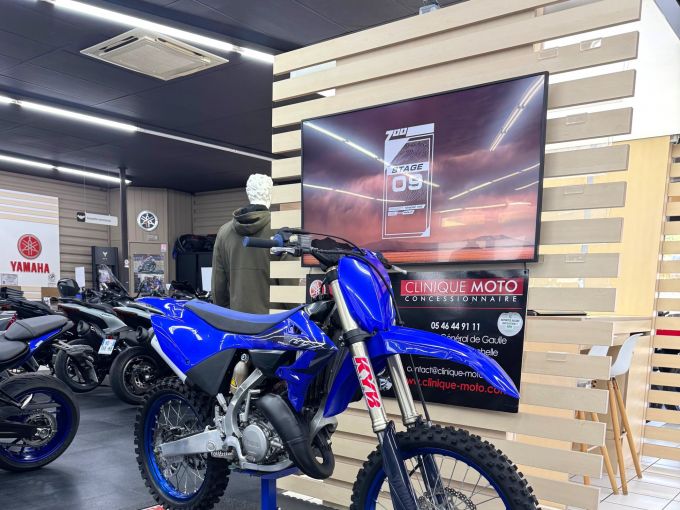 YAMAHA YZ 125 4