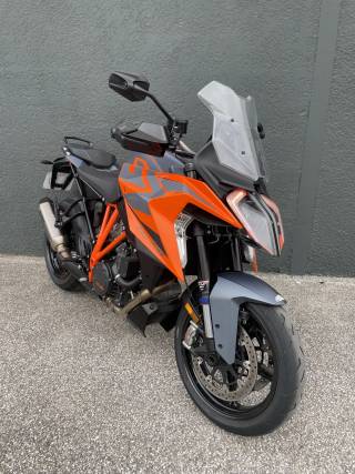 KTM 1290 SUPER DUKE GT - 2023