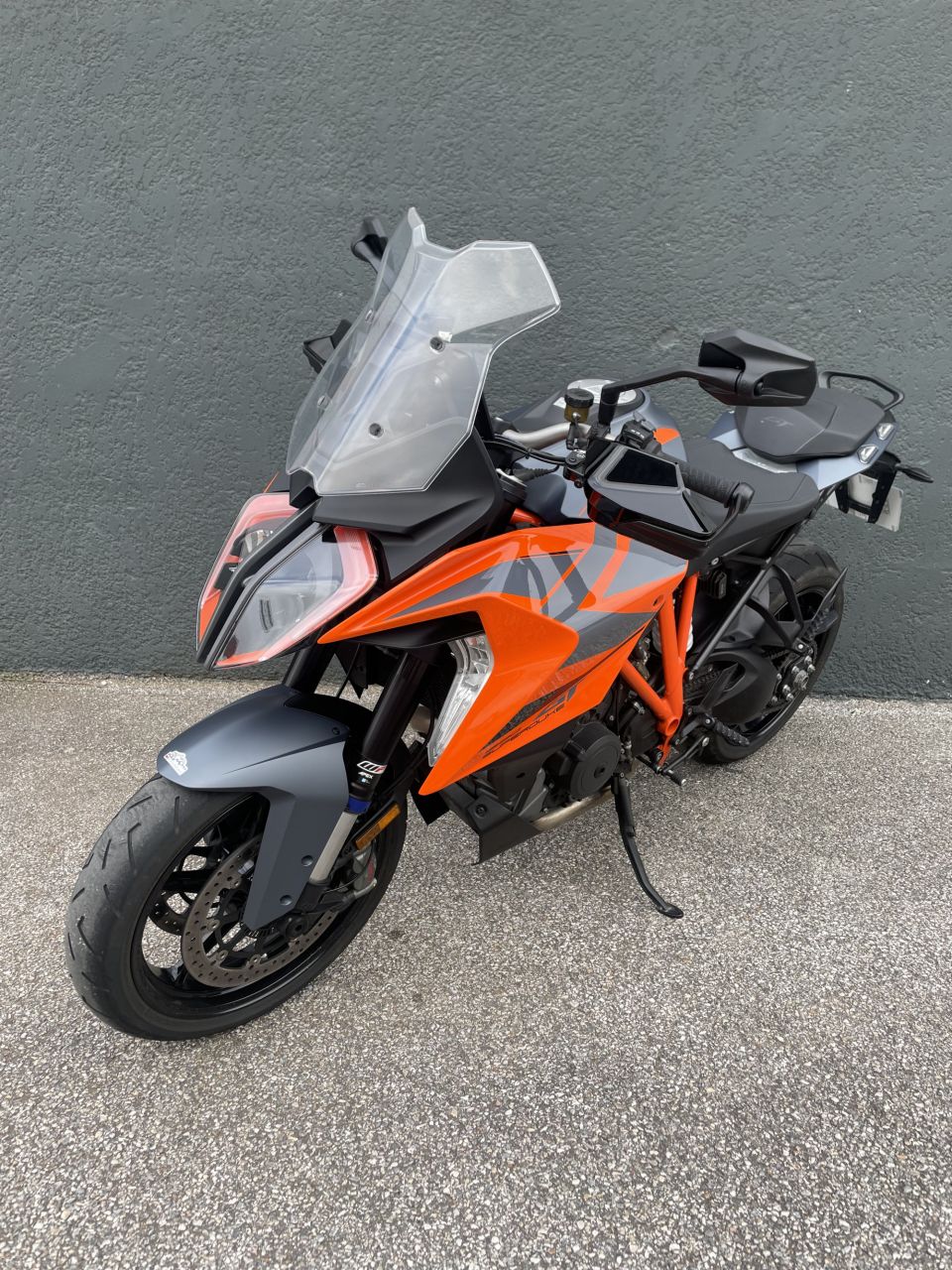 KTM 1290 SUPER DUKE GT 4