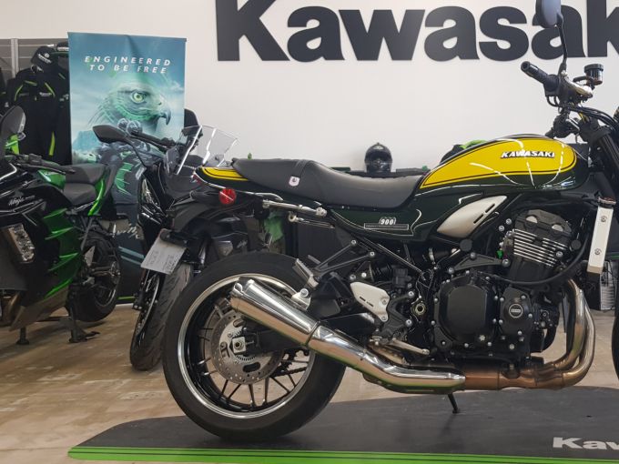 KAWASAKI Z900 RS 4