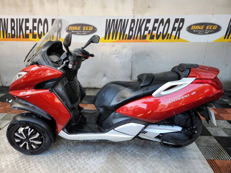 PEUGEOT METROPOLIS 400 4