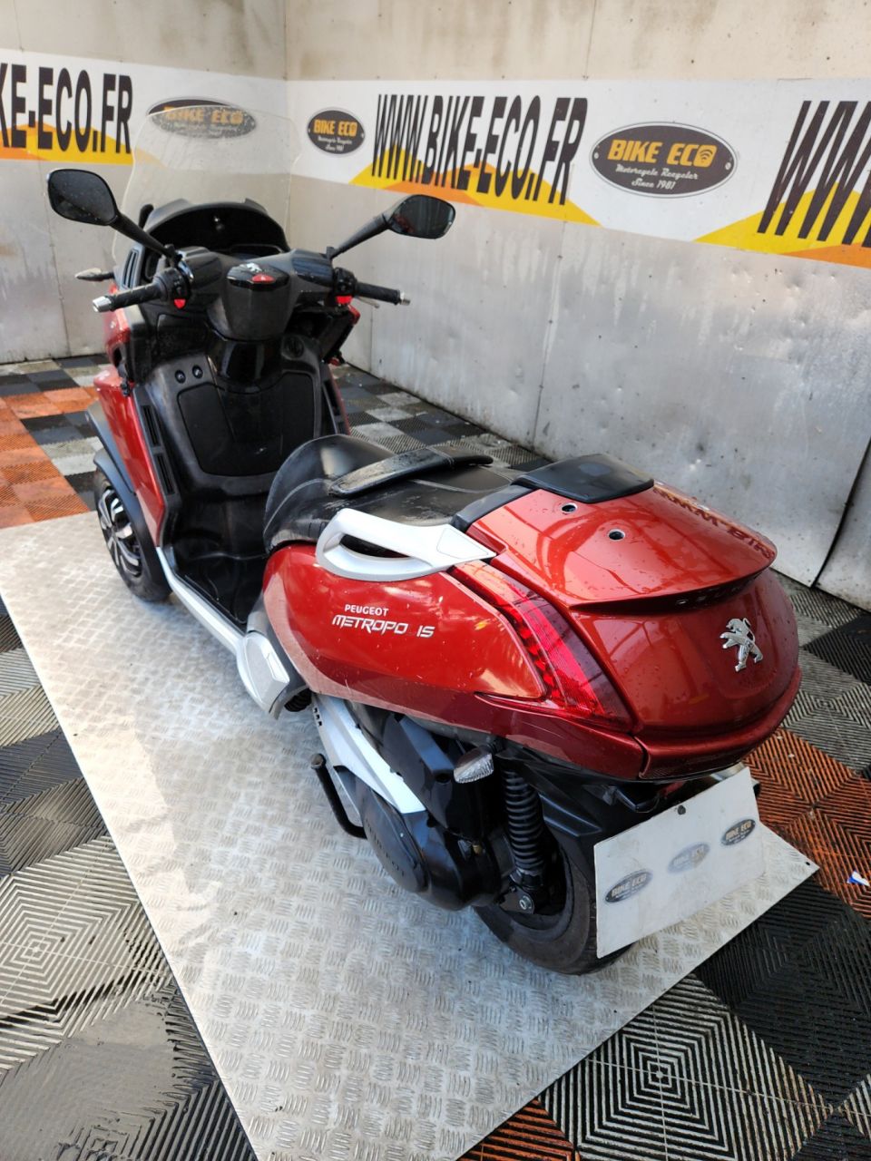 PEUGEOT METROPOLIS 400 4