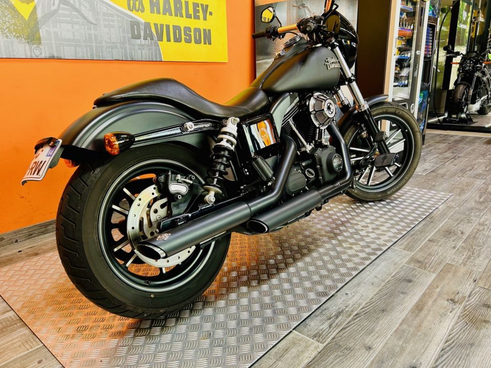 HARLEY-DAVIDSON DYNA STREET BOB 1690 4