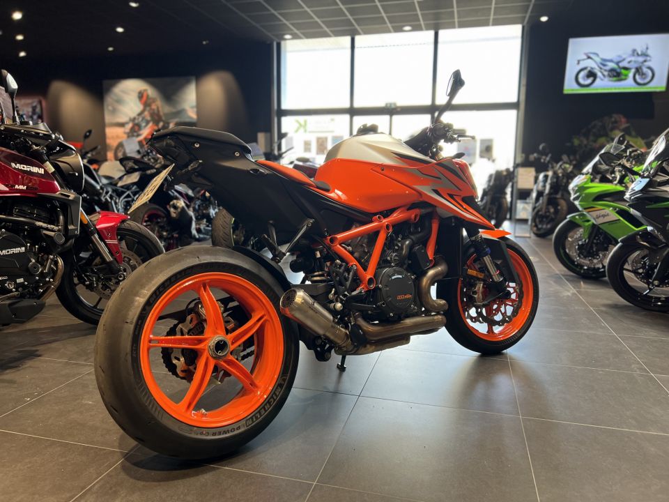 KTM 1290 SUPER DUKE R EVO 4