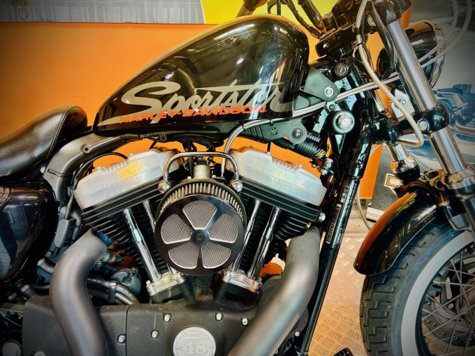 HARLEY-DAVIDSON SPORTSTER FORTY-EIGHT 1200 4