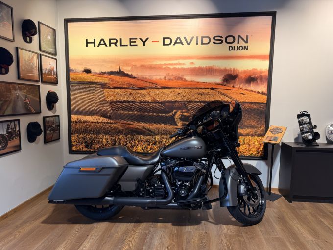 HARLEY-DAVIDSON TOURING STREET GLIDE 1868 SPECIAL 4
