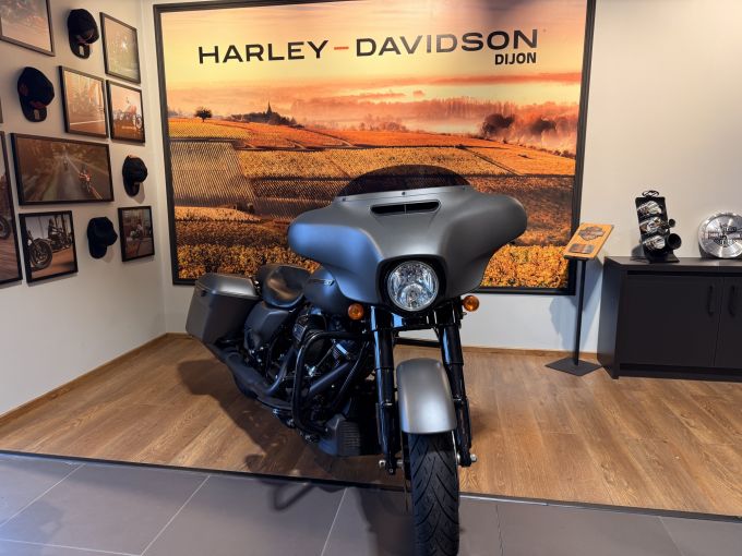 HARLEY-DAVIDSON TOURING STREET GLIDE 1868 SPECIAL 4