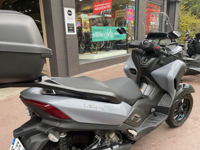 YAMAHA TRICITY 300 4