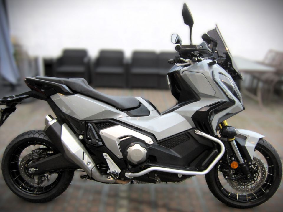 HONDA X-ADV 4