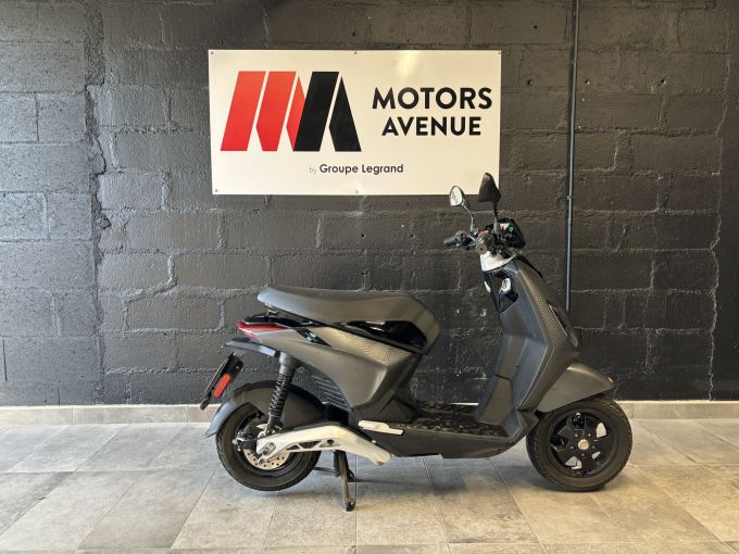 PIAGGIO 1 ACTIVE 4