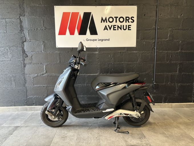 PIAGGIO 1 ACTIVE 4