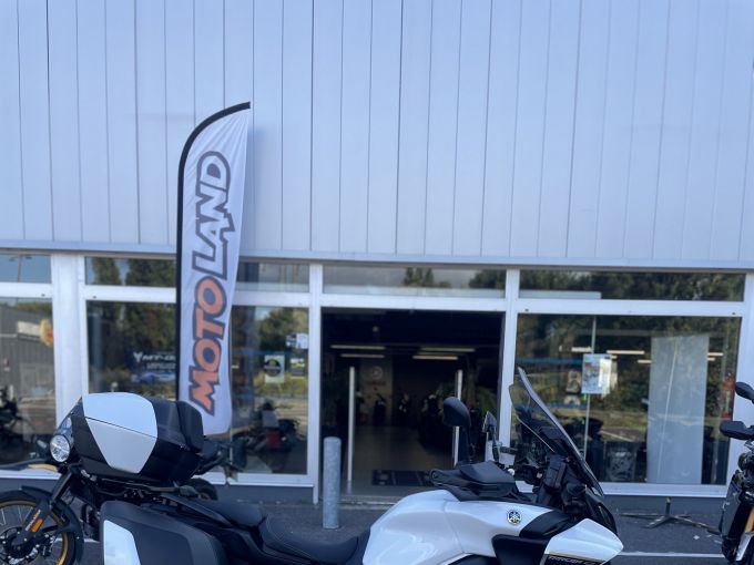 YAMAHA TRACER 9 GT 4