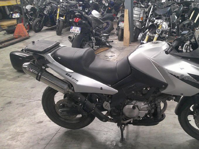 SUZUKI DL V-STROM 650 A2 4