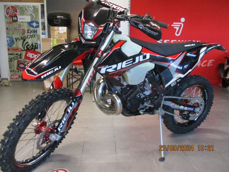 RIEJU MR250 SIX DAYS 4