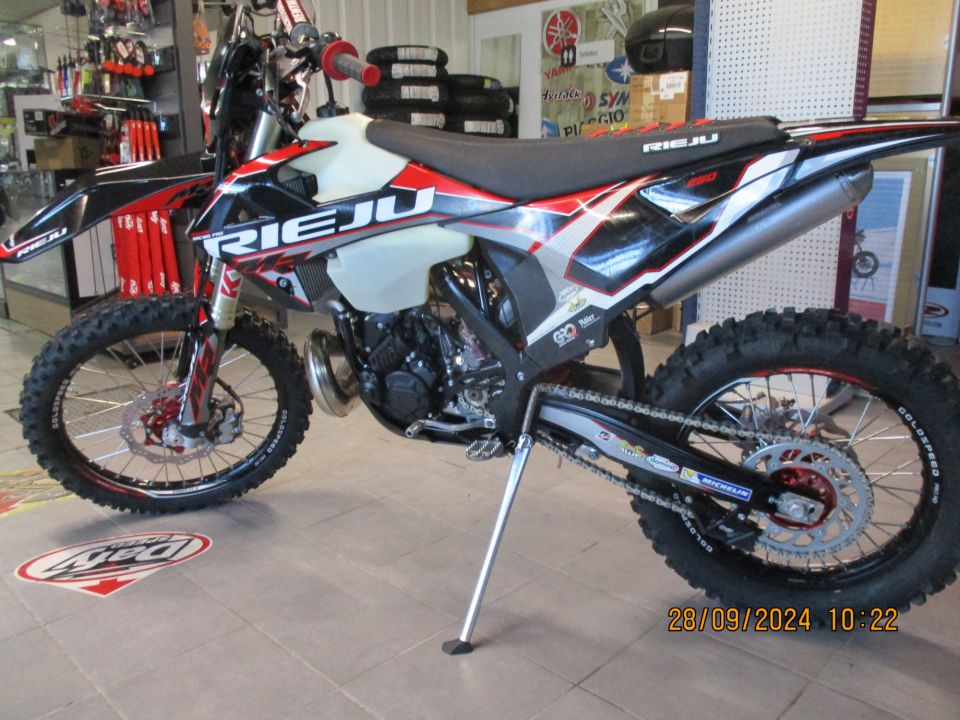 RIEJU MR250 SIX DAYS 4