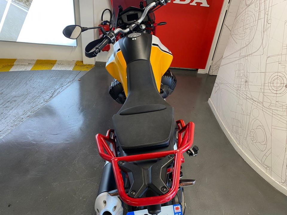 MOTO GUZZI V85 TT 850 4