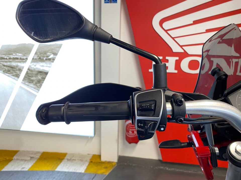 MOTO GUZZI V85 TT 850 4