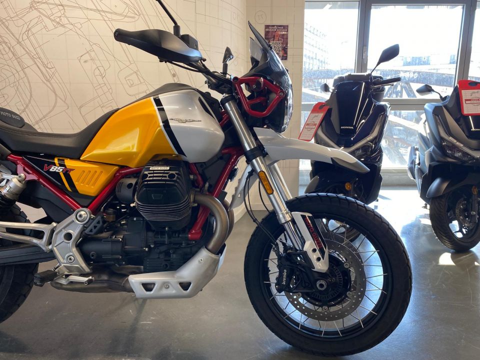 MOTO GUZZI V85 TT 850 4