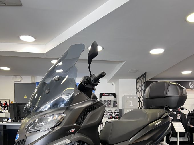 PIAGGIO MP3 530 HPE EXCLUSIVE 4