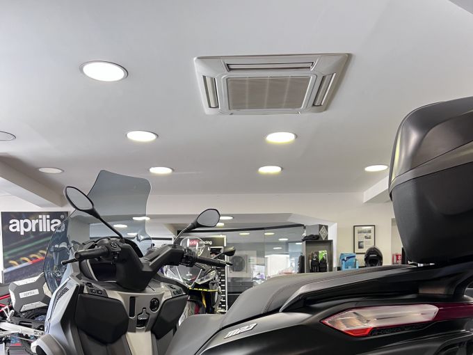 PIAGGIO MP3 530 HPE EXCLUSIVE 4