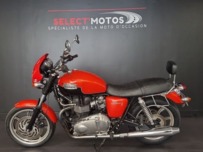 TRIUMPH T 100 4