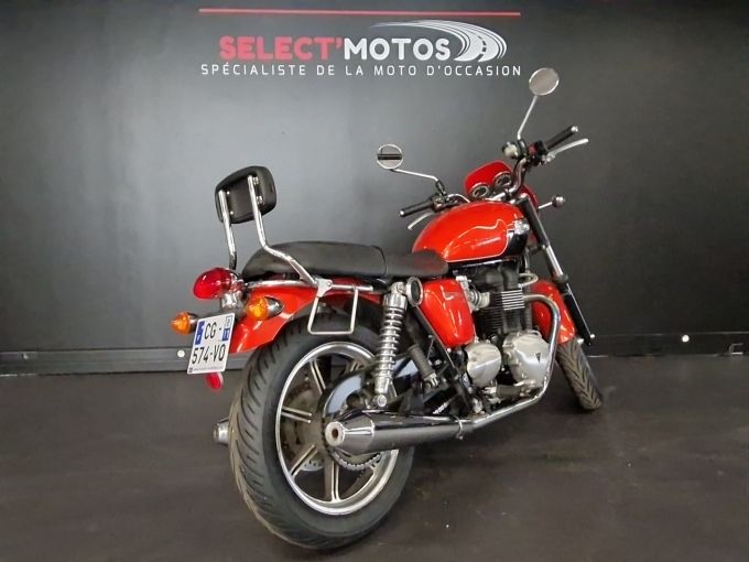 TRIUMPH T 100 4