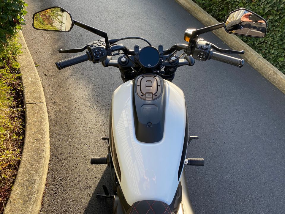 HARLEY-DAVIDSON SPORTSTER 1250 S 4