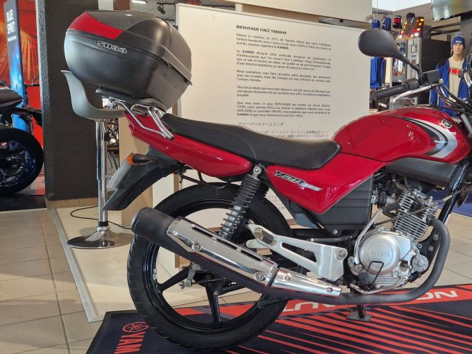 YAMAHA YBR 125 4