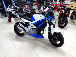 SUZUKI GLADIUS 650 - 2010