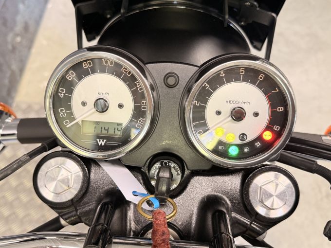 KAWASAKI W 800 4