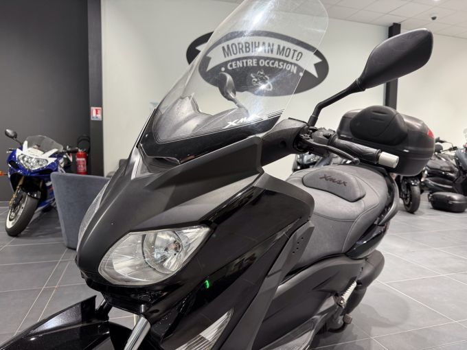 YAMAHA XMAX 125 4