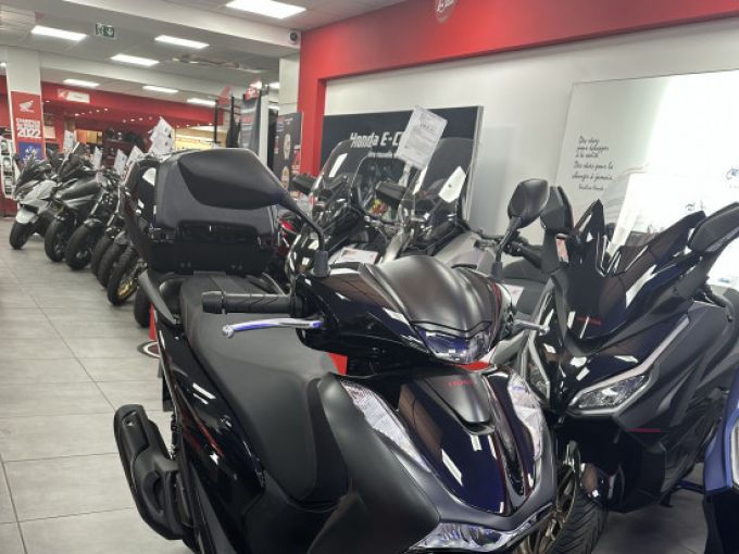HONDA SH125i 4