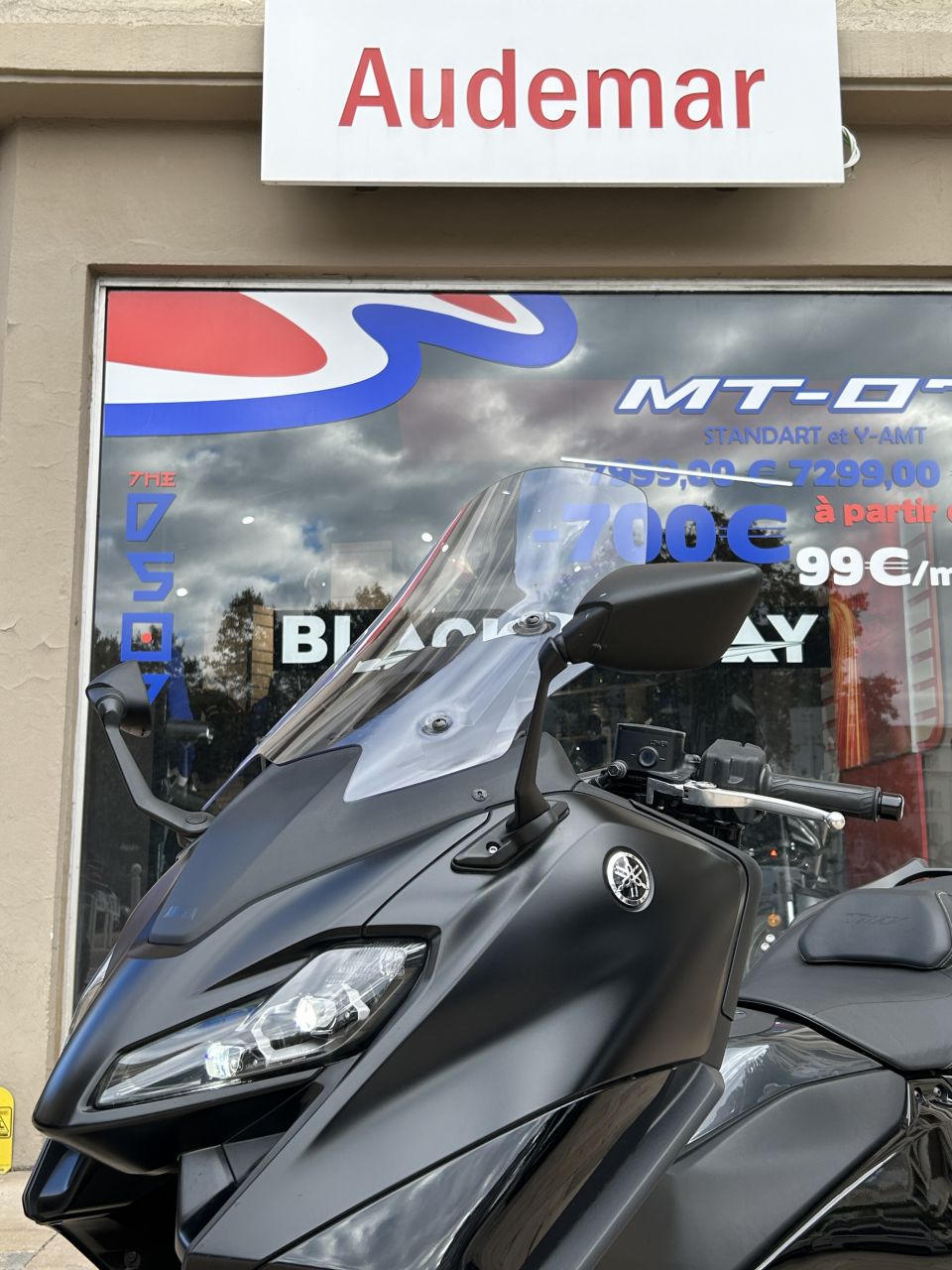 YAMAHA XP T-MAX 560 TECH MAX 4