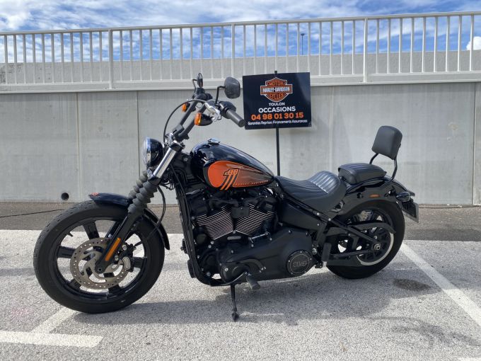 HARLEY-DAVIDSON SOFTAIL STREET BOB 1868 4