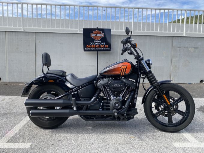 HARLEY-DAVIDSON SOFTAIL STREET BOB 1868 4