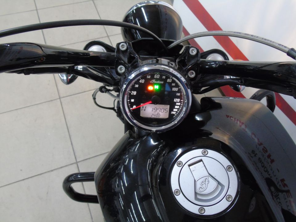 INDIAN SCOUT 1200 THUNDER BLACK BRIDE A2 4