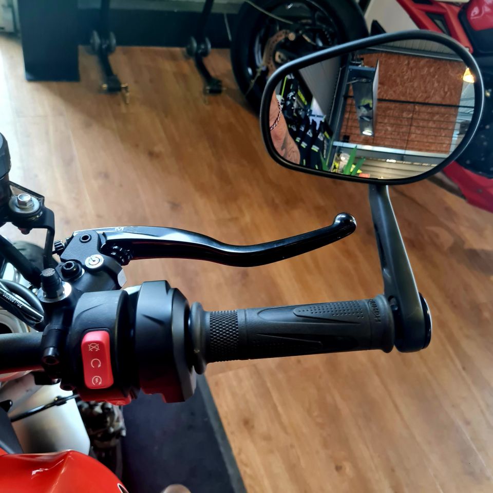 TRIUMPH Speed Twin 1200 RS 4