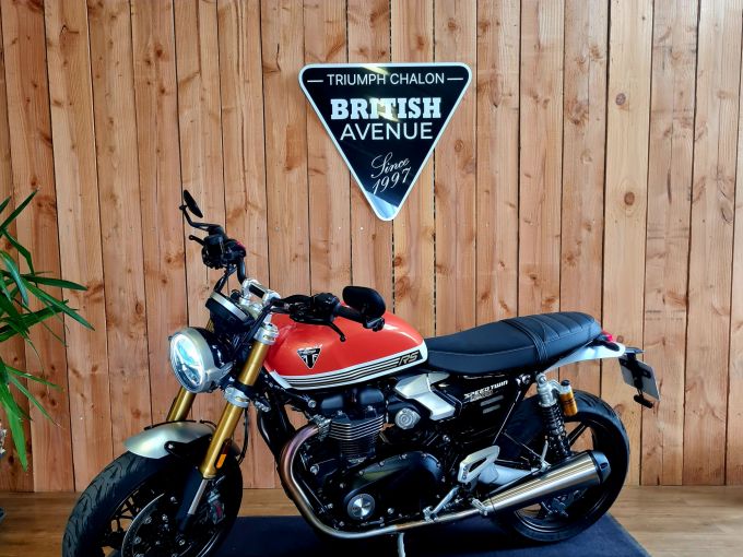 TRIUMPH Speed Twin 1200 RS 4