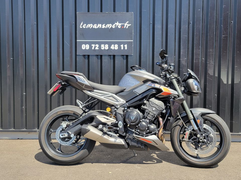 TRIUMPH STREET TRIPLE 765 RS 4