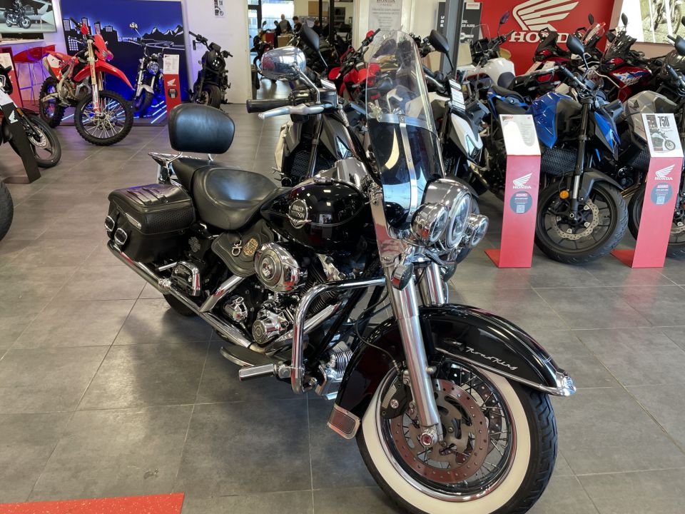 HARLEY-DAVIDSON TOURING ROAD KING 1584 4