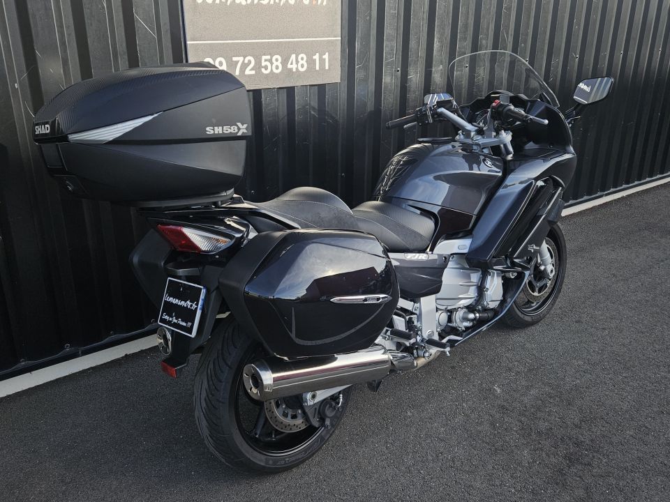 YAMAHA FJR 1300 4
