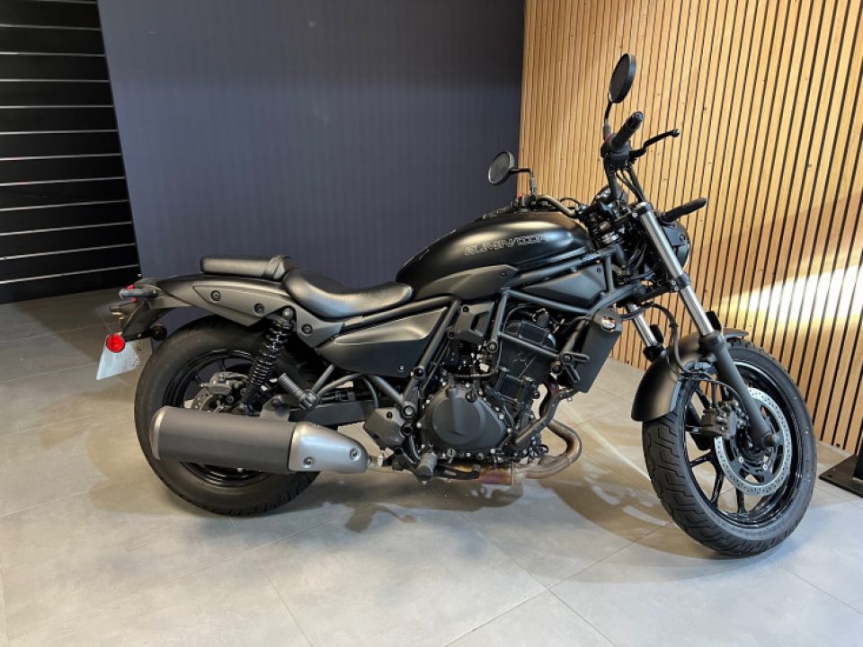 KAWASAKI Eliminator 500 4