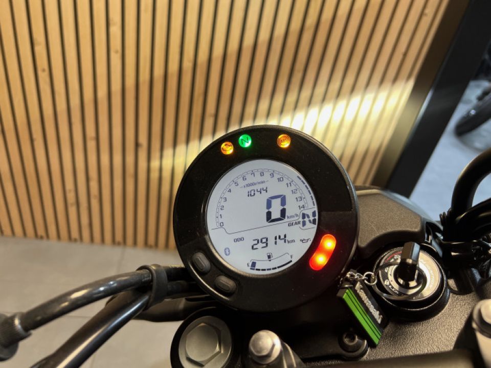 KAWASAKI Eliminator 500 4