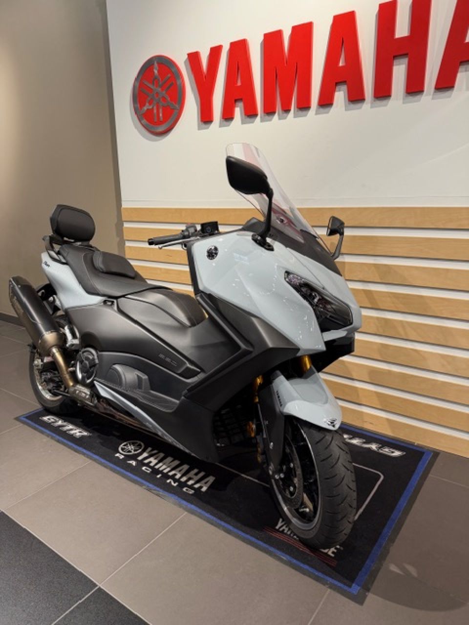 YAMAHA XP T-MAX 560 TECH MAX 4
